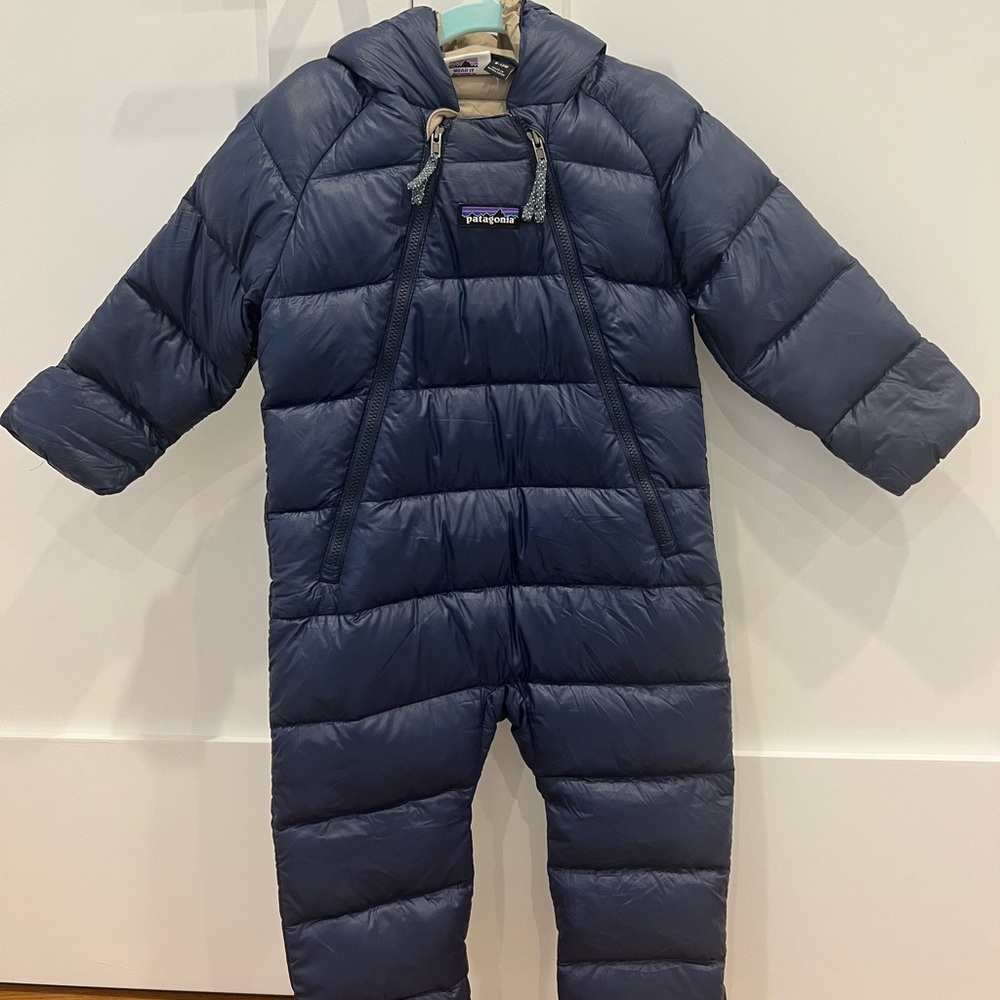 Like New- Patagonia Infant Hi-Loft Down Sweater Bunting Size 6-12m blue